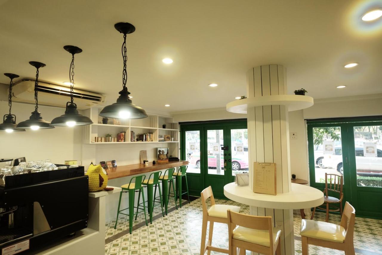 Ratana Boutique Hostel Bangkok Buitenkant foto