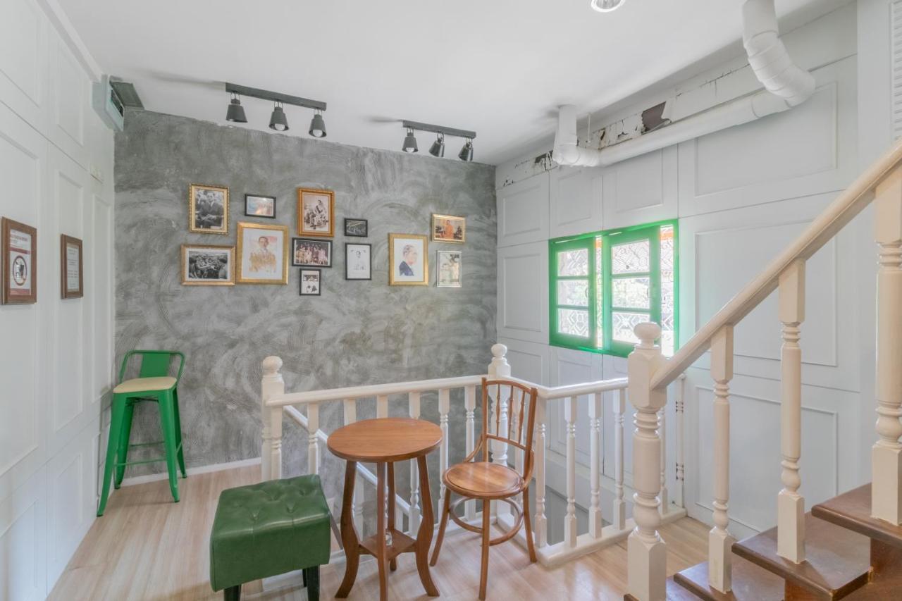 Ratana Boutique Hostel Bangkok Buitenkant foto